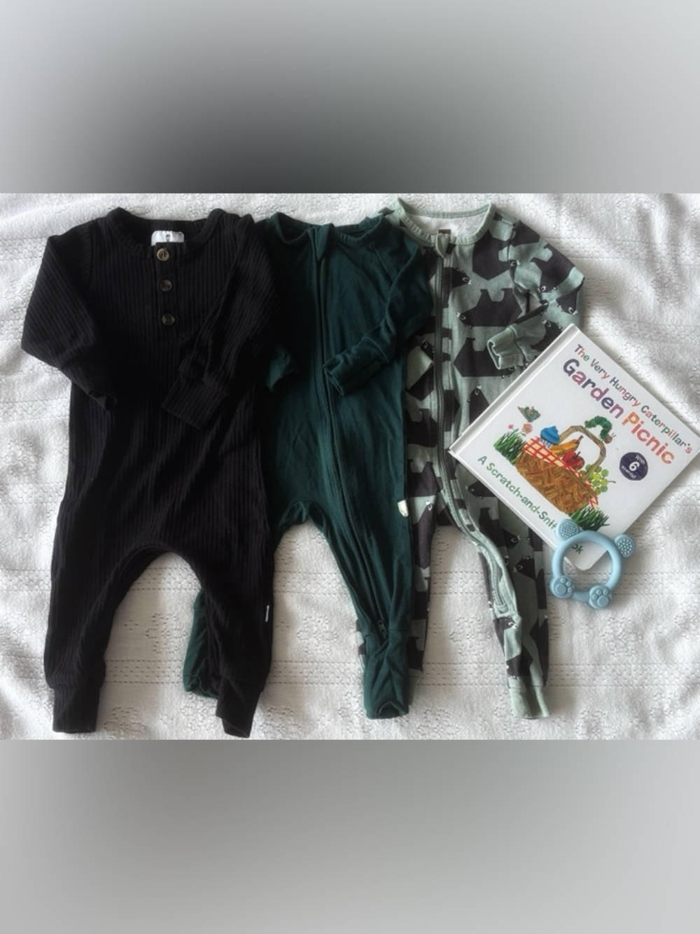 3-6 month Earth-Tone  Bundle | Tea + Kinderen + Fellow Human | Book and Baby Toy